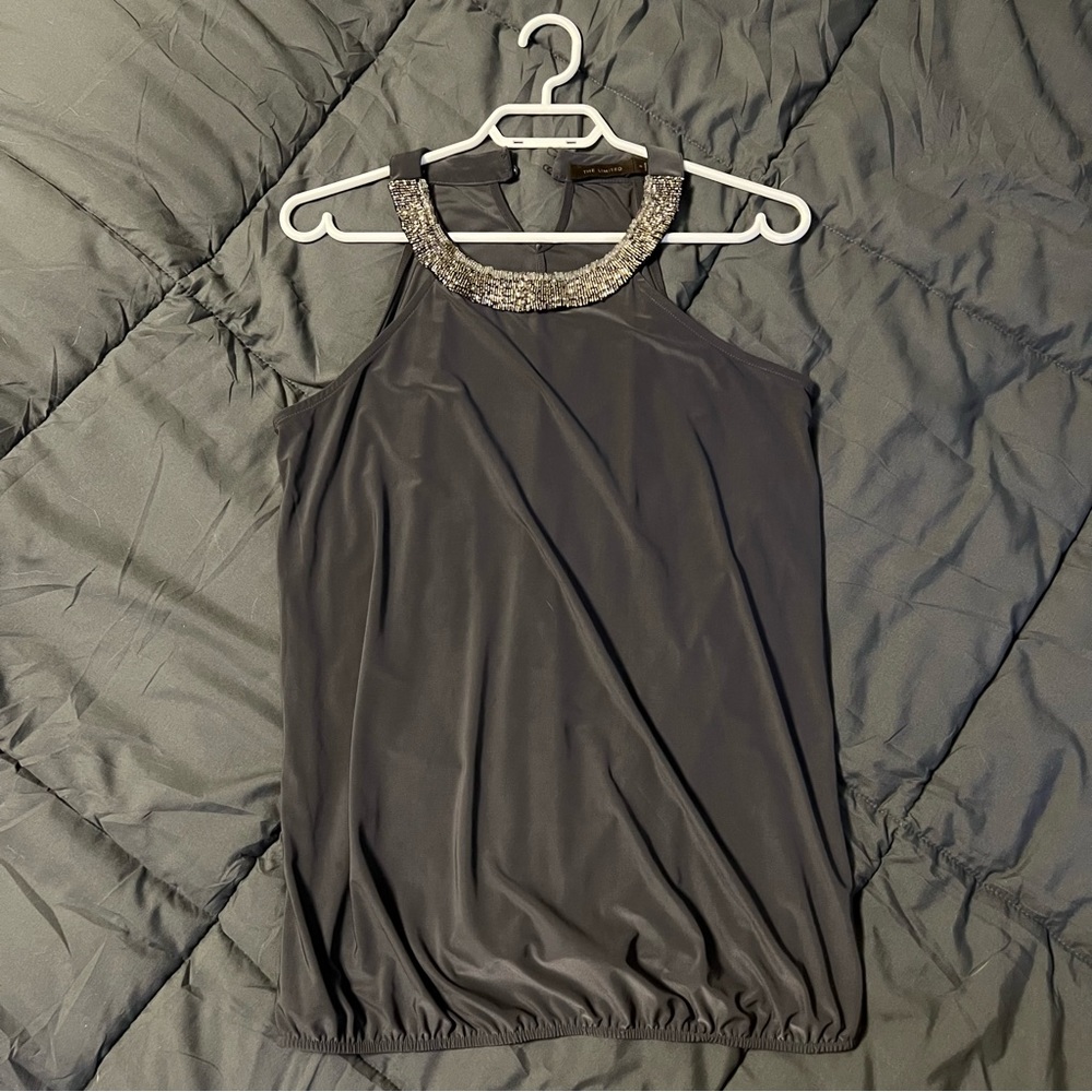 Halter necked top with sequins